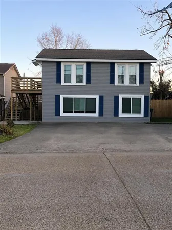 $1,000 | 325 Helen Street, Unit A, Lake Charles, LA 70601
