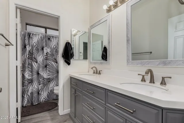 $695,000 | 5919 West Sack Drive, Glendale, AZ 85308