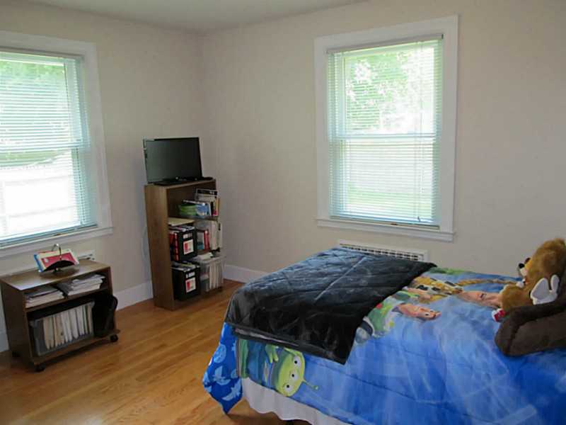 5 Kitchener Road Johnston, RI 02919 - Photo 14 of 17 Bedroom.