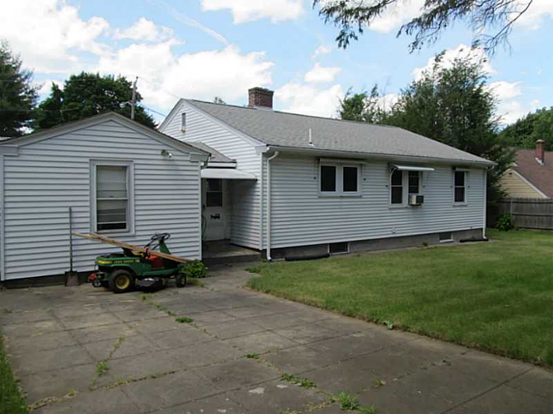 5 Kitchener Road Johnston, RI 02919 - Photo 3 of 17 Exterior Back.