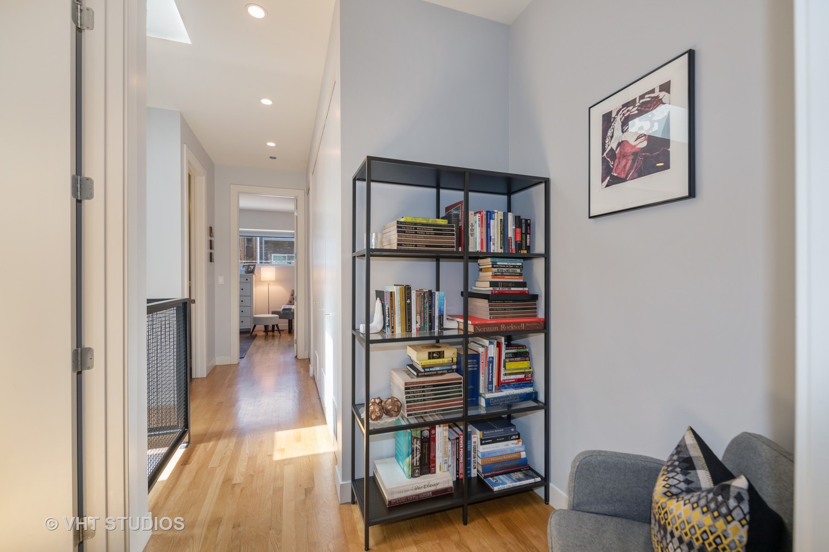 4832 North Clark Street, Unit 117 Chicago, IL 60640 - Photo 7 of 13 a view of a livingroom with furniture and cabinet