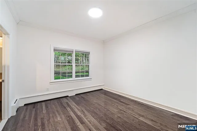 $2,550,000 | 54 Mohawk Avenue, Norwood, NJ 07648