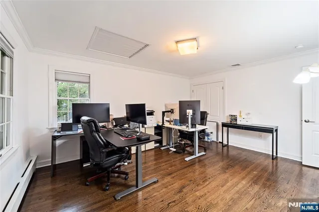 $2,550,000 | 54 Mohawk Avenue, Norwood, NJ 07648