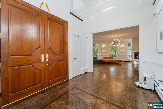 $2,550,000 | 54 Mohawk Avenue, Norwood, NJ 07648