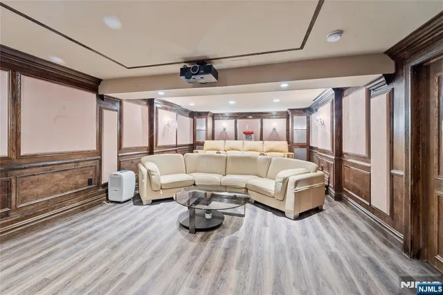 $2,550,000 | 54 Mohawk Avenue, Norwood, NJ 07648