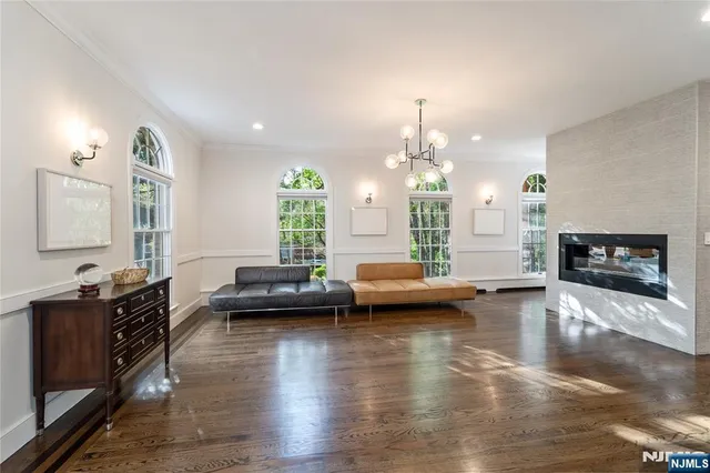 $2,550,000 | 54 Mohawk Avenue, Norwood, NJ 07648