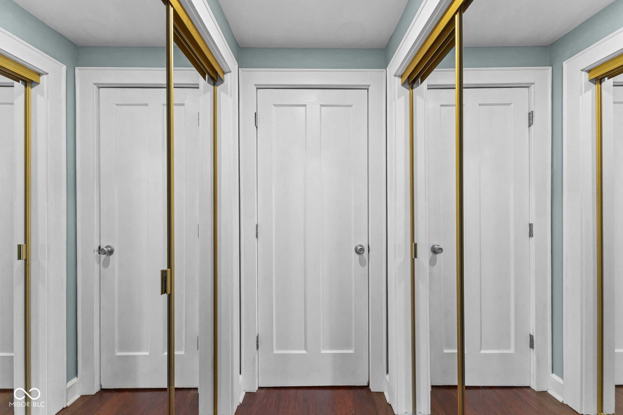 230 9th Street, Unit 411 Indianapolis, IN 46204 - Photo 16 of 19