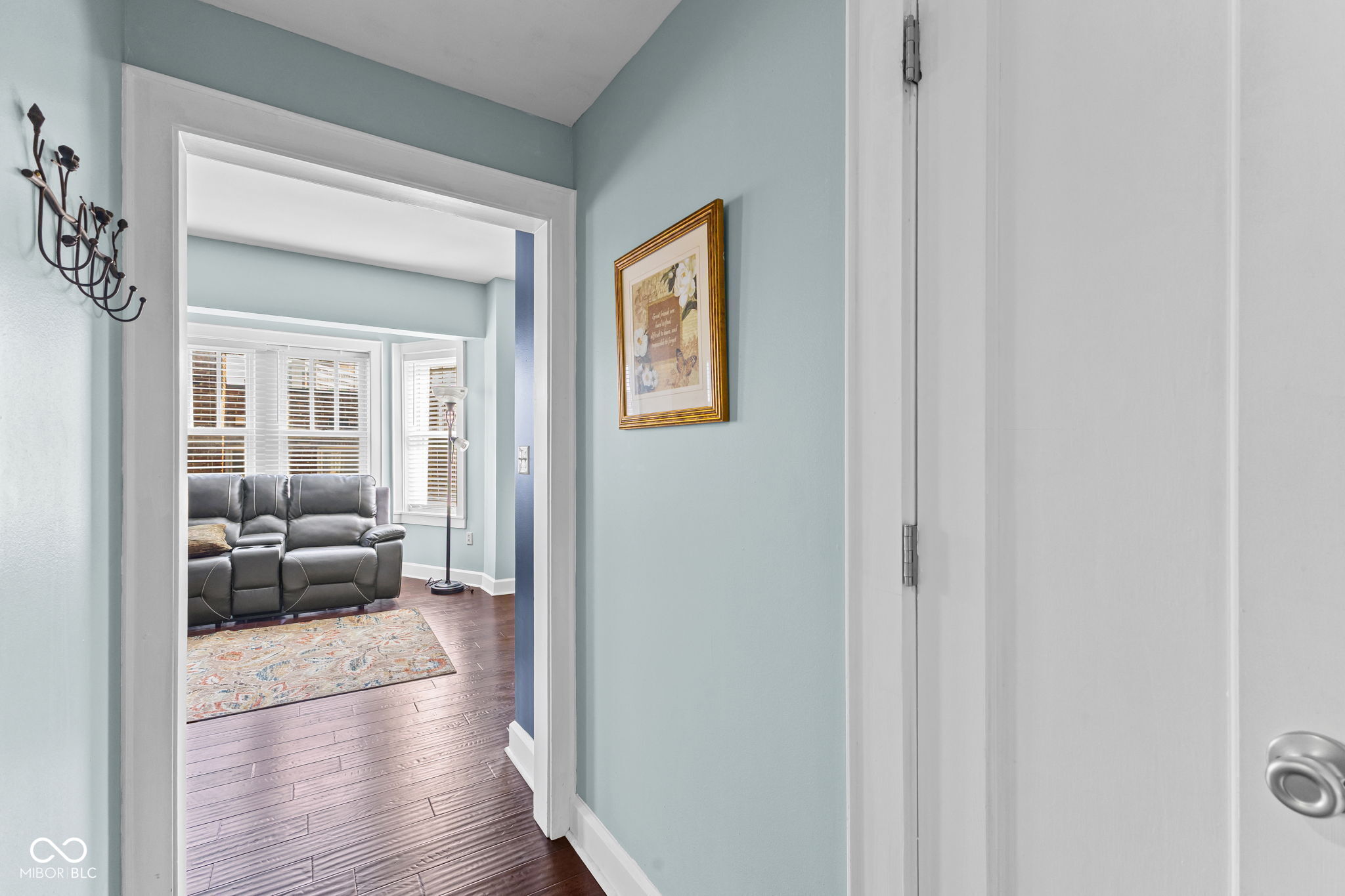 230 9th Street, Unit 411 Indianapolis, IN 46204 - Photo 17 of 19