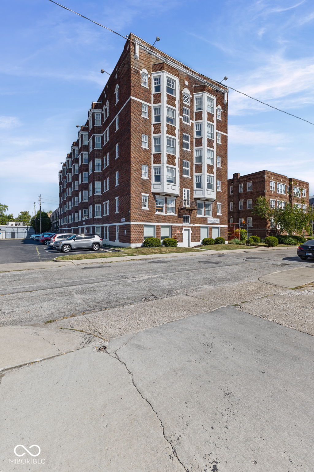 230 9th Street, Unit 411 Indianapolis, IN 46204 - Photo 18 of 19