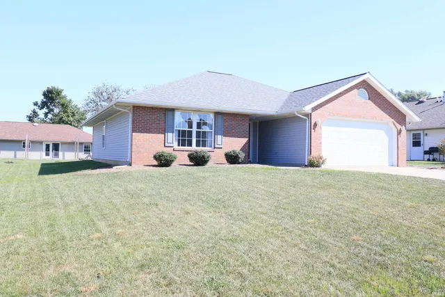 $1,700 | 610 Tealwood Drive, Jasper, IN 47546