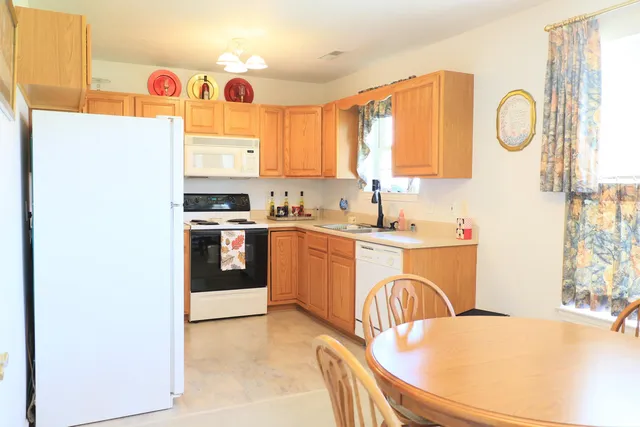 $1,700 | 610 Tealwood Drive, Jasper, IN 47546