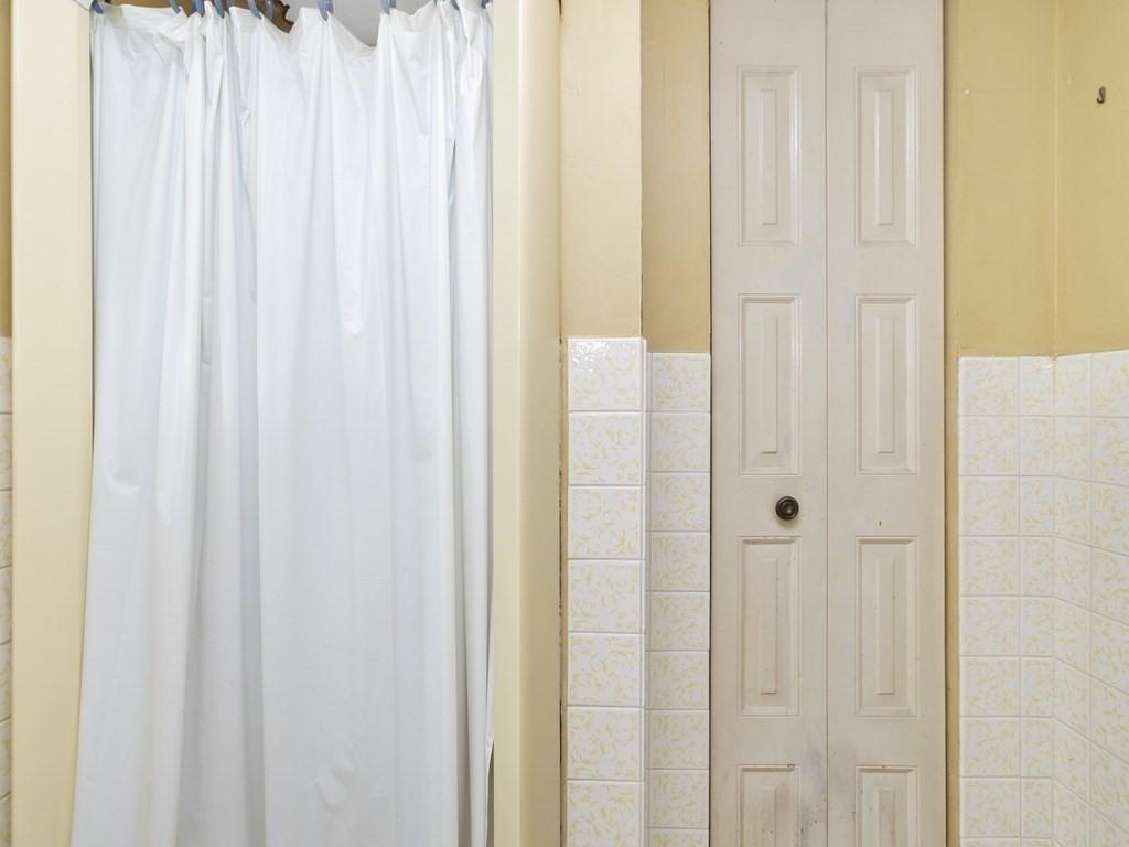 211 Endicott Street Boston, MA 02113 - Photo 24 of 37