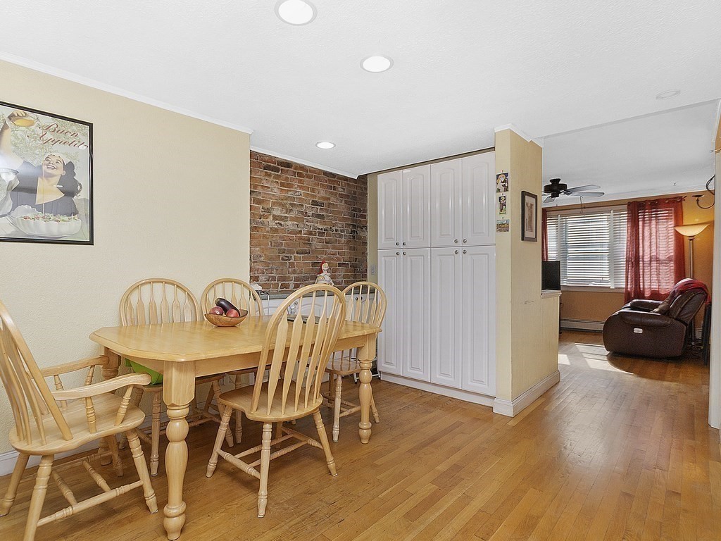 211 Endicott Street Boston, MA 02113 - Photo 7 of 37