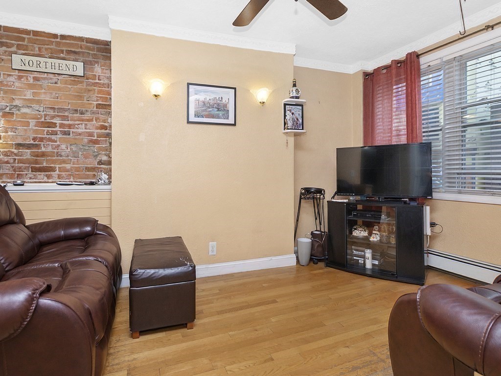 211 Endicott Street Boston, MA 02113 - Photo 10 of 37