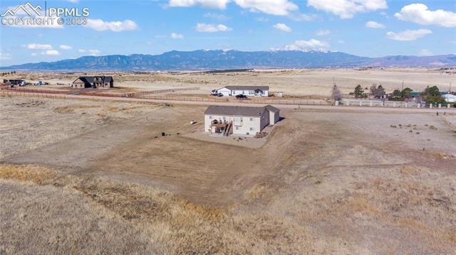 3195 Hoofprint Road Peyton, CO 80831 - Photo 8 of 38 Gallery Image 8