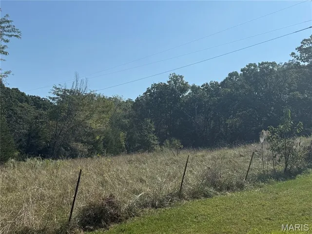 $275,000 | 2731 Hwy Ee, Iberia, MO 65486