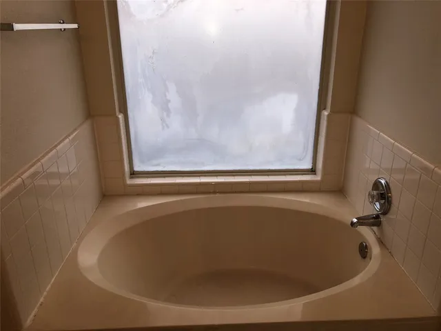 $2,300 | 3604 Roller Crossing, Austin, TX 78728