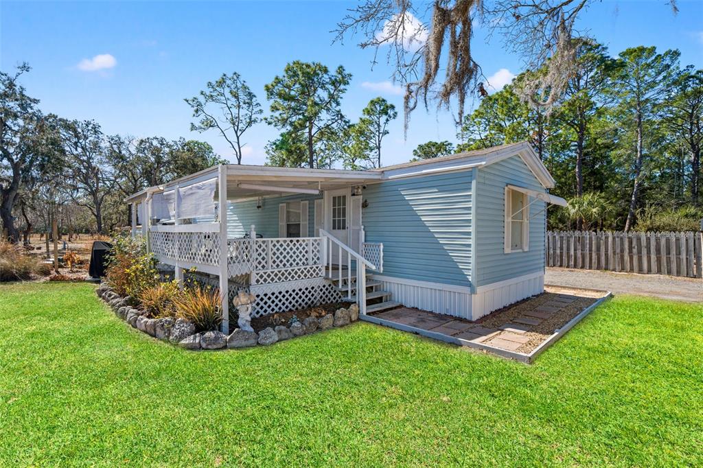 12222 Beagle Road Hudson, FL 34667 - Photo 12 of 78 Gallery Image 12