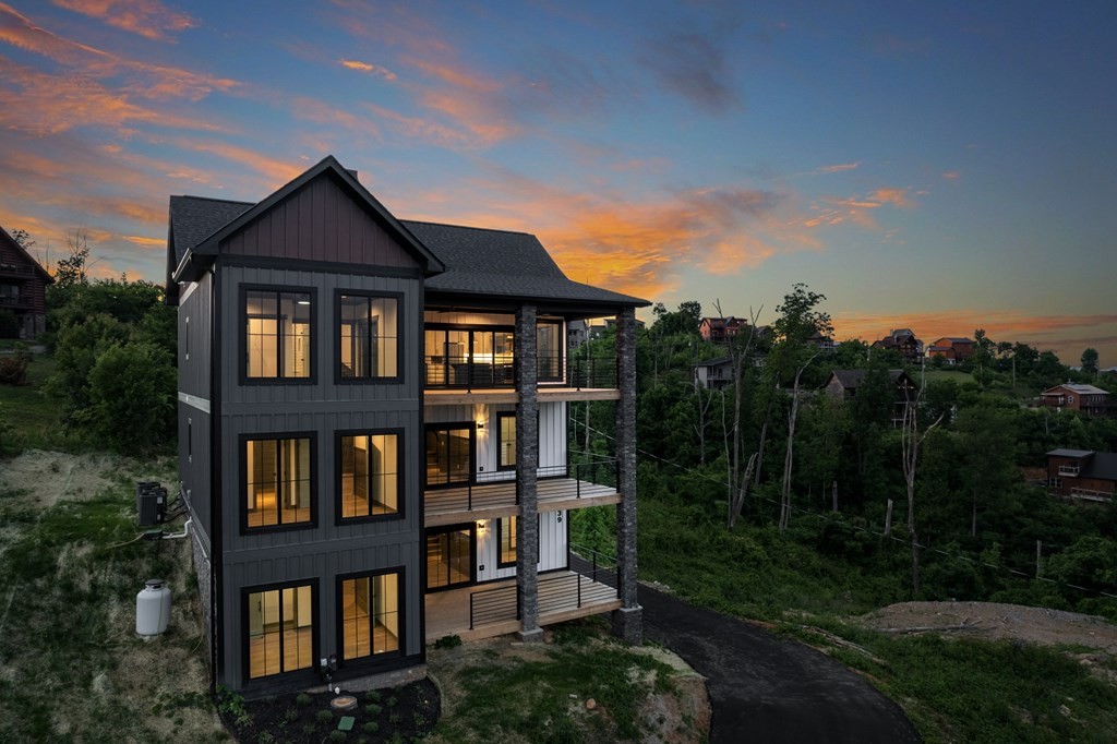 739 Village Loop Road Gatlinburg, TN 37738 - Photo 68 of 72 Gallery Image 68