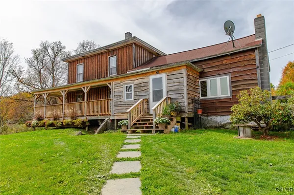 $549,500 | 181 Peraglie Road, Jefferson, NY 12093
