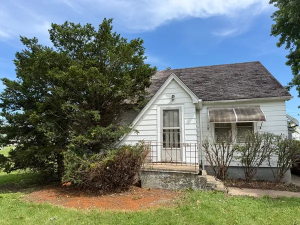 $115,000 | 518 West St Paul Street, Spring Valley, IL 61362