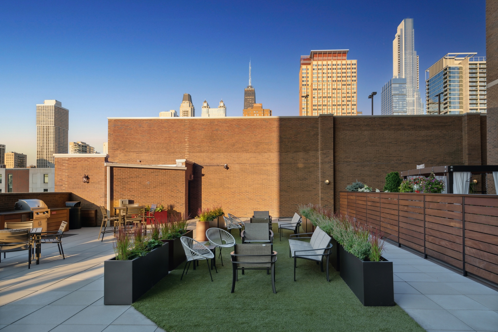 849 North Franklin Street, Unit 1201 Chicago, IL 60610 - Photo 30 of 40 a view of a terrace with chairs