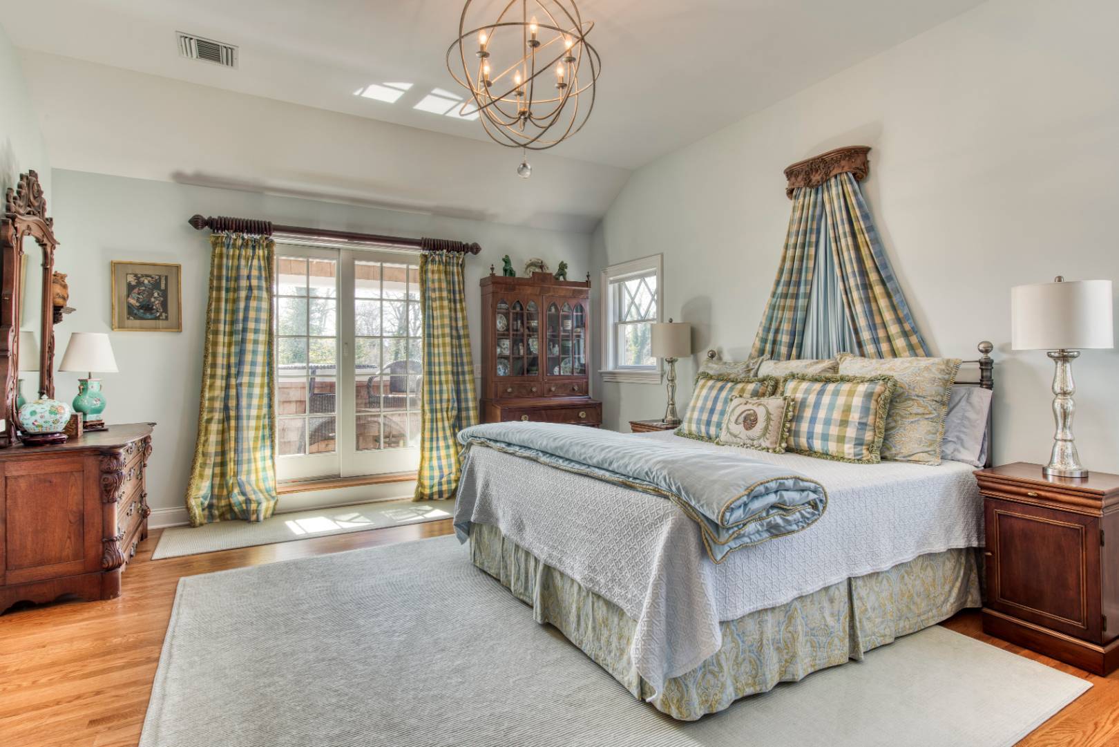 79 Fordham Road Southampton, NY 11968 - Photo 13 of 16