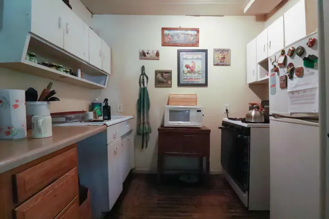 $180,000 | 221 Grand Street, Michigan Center, MI 49254