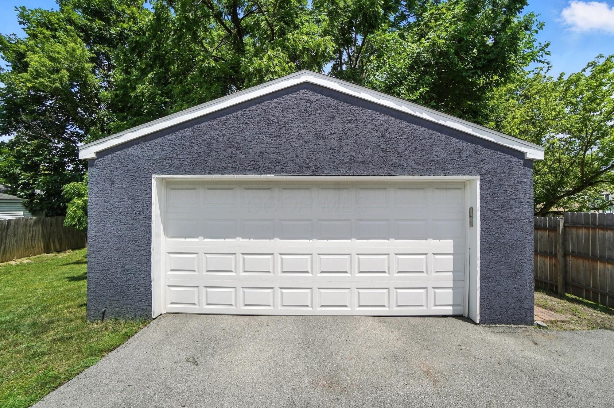 72 Cherrington Road Westerville, OH 43081 - Photo 29 of 29 033