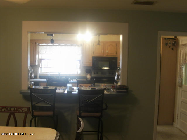 7332 May Apple Road Jacksonville, FL 32211 - Photo 4 of 19 Kitchen and dining