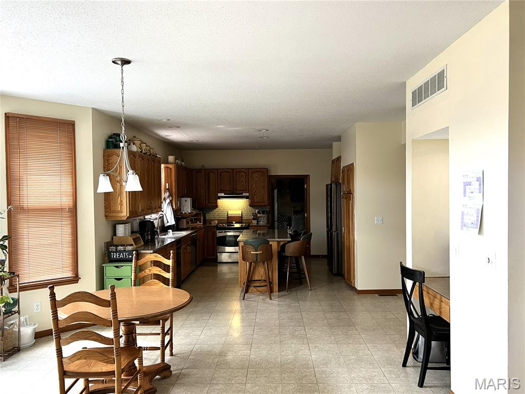 863 Marc Drive Alton, IL 62002 - Photo 10 of 35
