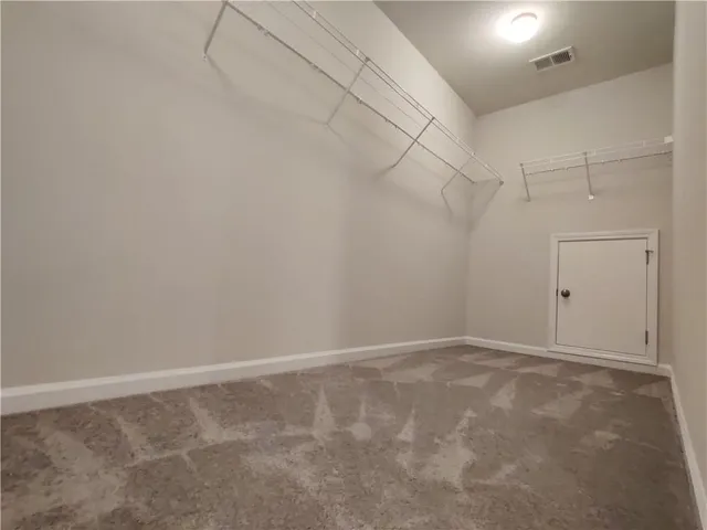 a picture of a wall with a wall