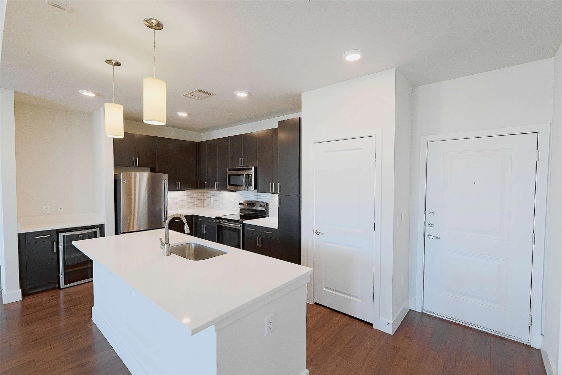 4800 Steiner Ranch Boulevard, Unit 20303 Austin, TX 78732 - Photo 15 of 31 Up to 8 weeks free rent plus reduced deposits!