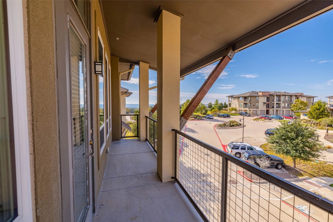 4800 Steiner Ranch Boulevard, Unit 20303 Austin, TX 78732 - Photo 29 of 31 Up to 8 weeks free rent plus reduced deposits!