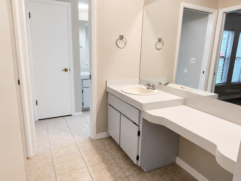 2013 Kamensky Road Clearwater, FL 33763 - Photo 18 of 27