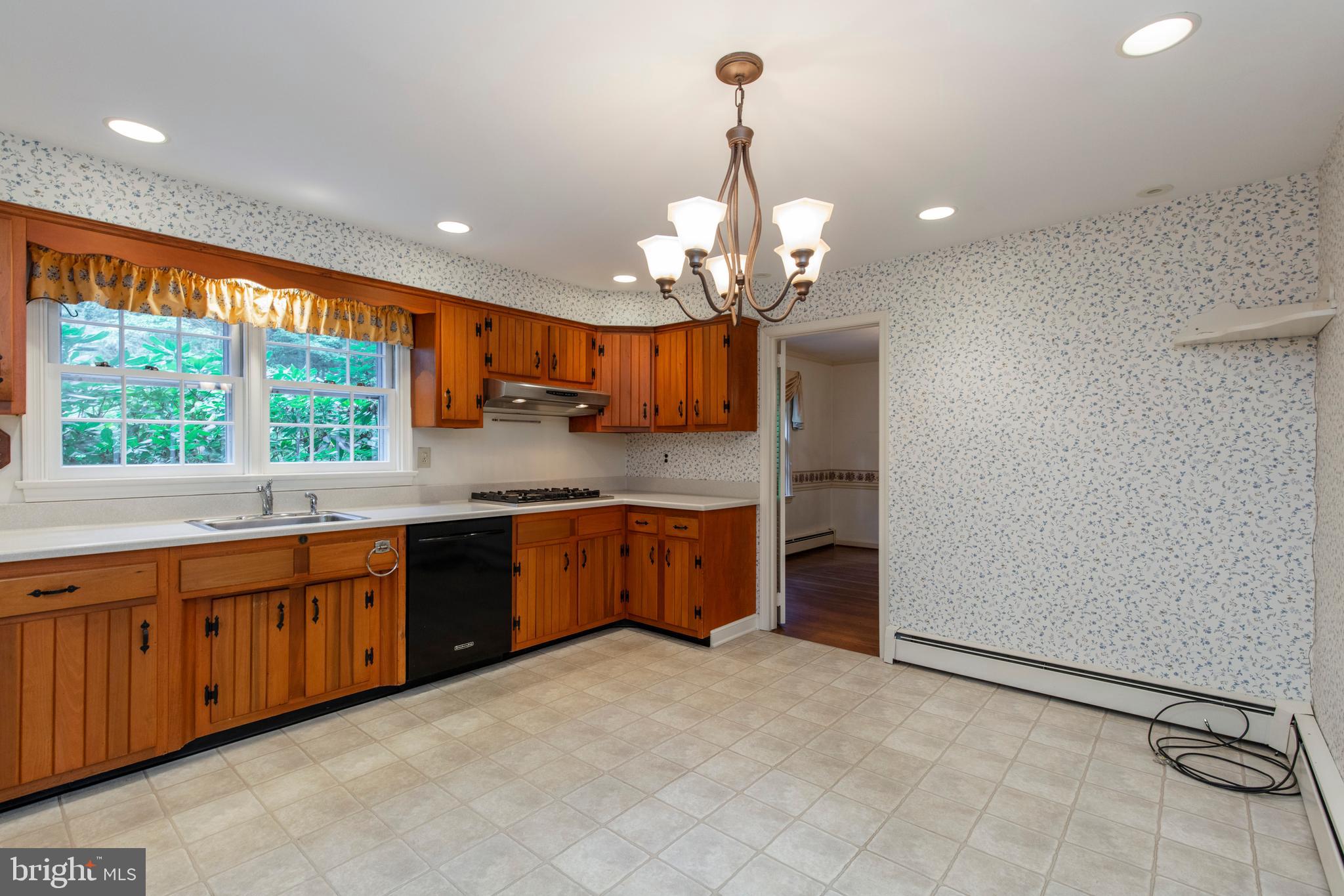 356 Berkley Road Devon, PA 19333 - Photo 14 of 46