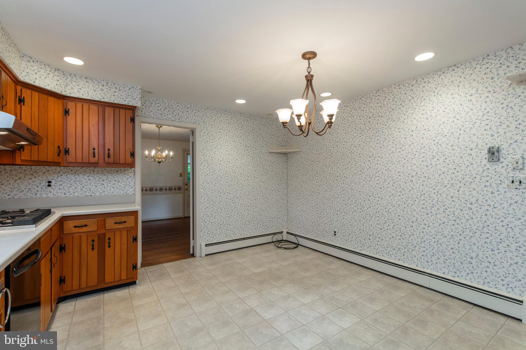 356 Berkley Road Devon, PA 19333 - Photo 15 of 46