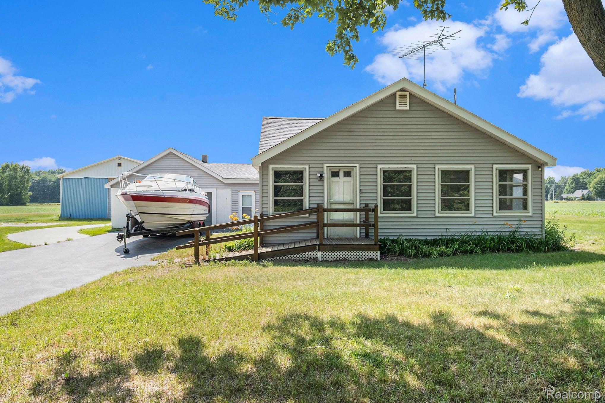 11110 Nichols Road Burt, MI 48417 - Photo 2 of 25 Gallery Image 2