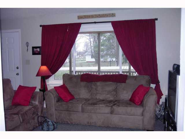 122 Merriman Road Mooresville, IN 46158 - Photo 5 of 10 Gallery Image 5