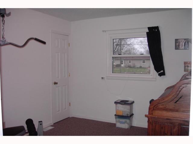 122 Merriman Road Mooresville, IN 46158 - Photo 7 of 10 Gallery Image 7