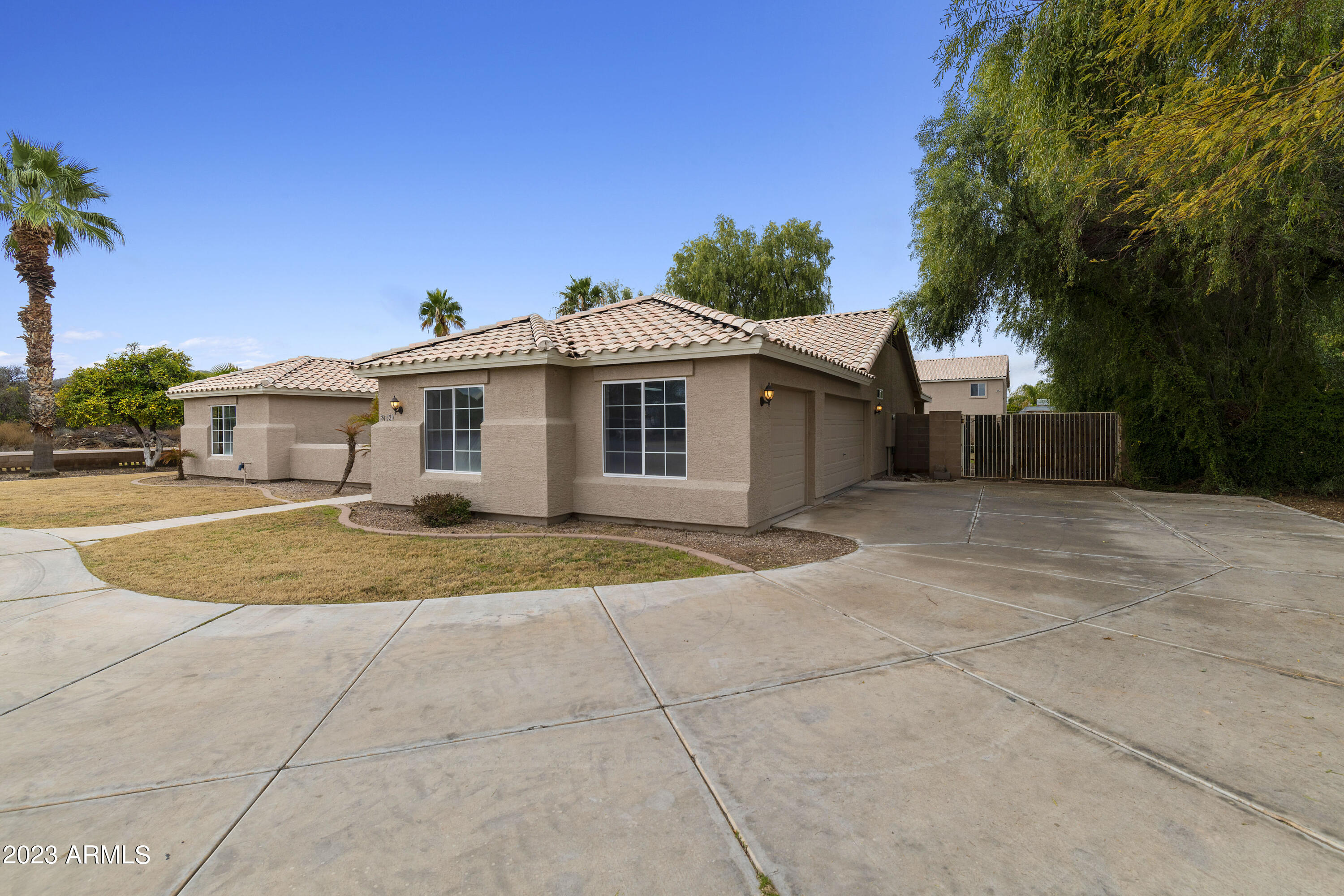 24320 South 183rd Street Gilbert, AZ 85298 - Photo 3 of 79 PAT_9695
