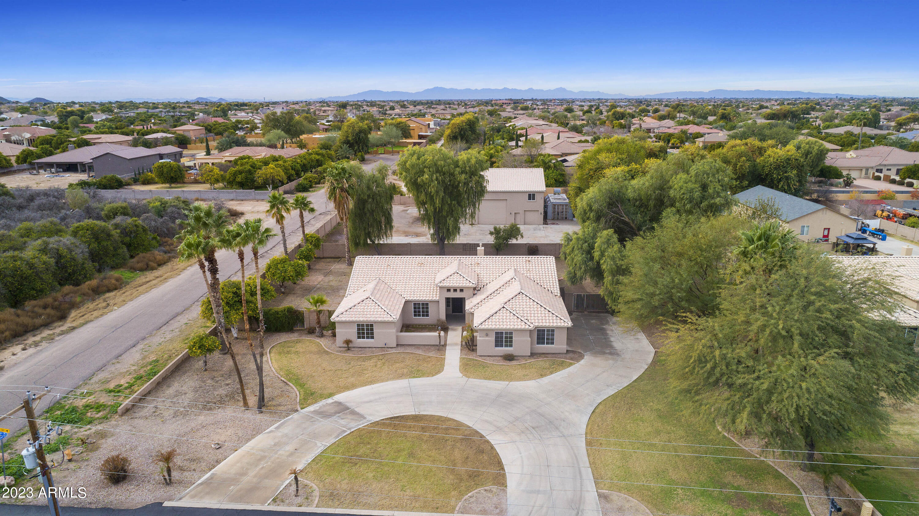 24320 South 183rd Street Gilbert, AZ 85298 - Photo 8 of 79 ZJI_0859