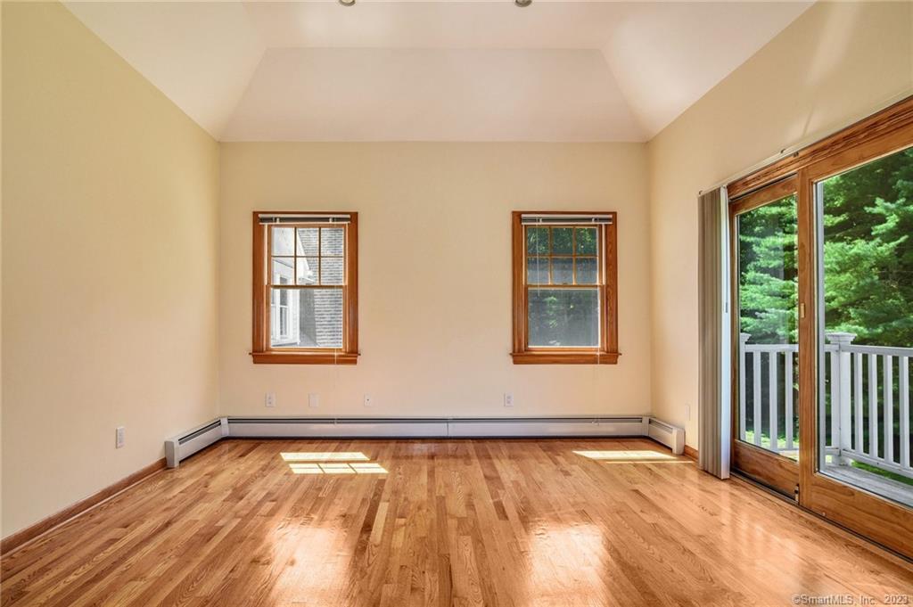 10 Fernwood Road Westport, CT 06880 - Photo 11 of 19