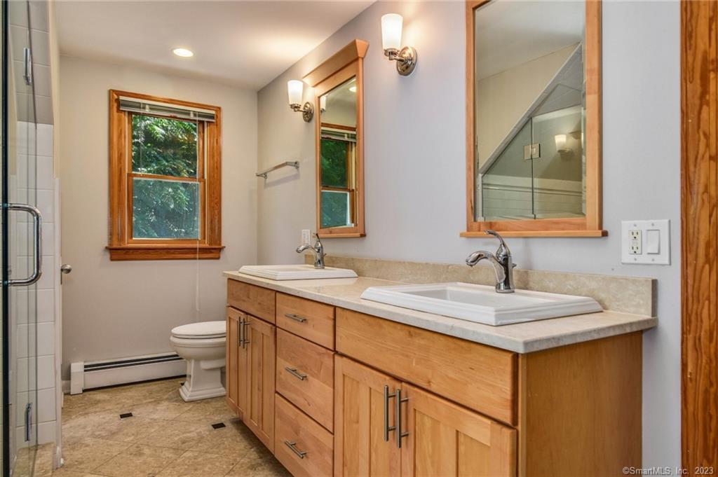 10 Fernwood Road Westport, CT 06880 - Photo 14 of 19