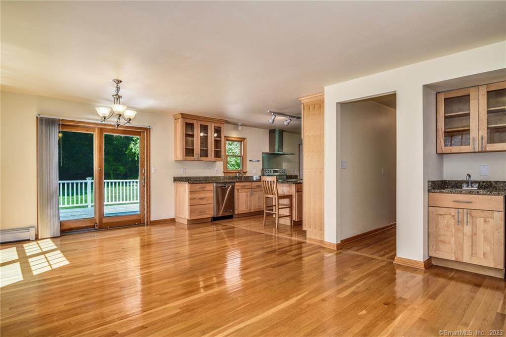 10 Fernwood Road Westport, CT 06880 - Photo 6 of 19