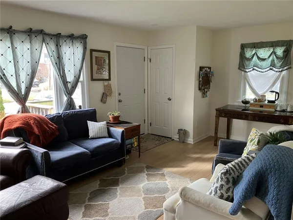 $1,795 | 340 North Park Drive, Irondequoit, NY 14609