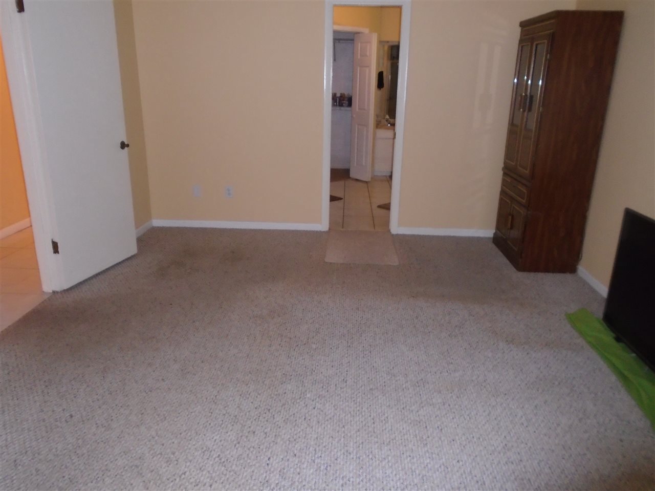 540 Ray Edwards Road St. Augustine, FL 32086 - Photo 17 of 19 Large master bedroon connects to master bath with closet