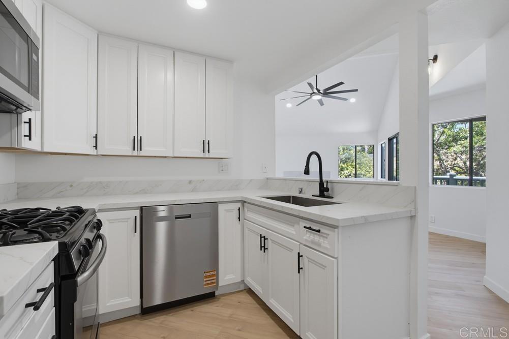 2921 Alwood Court Spring Valley, CA 91978 - Photo 11 of 47