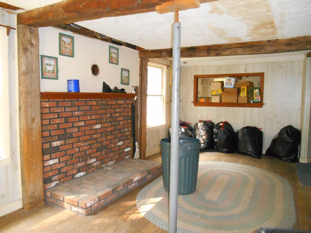 137 Mixter Road Holden, MA 01520 - Photo 6 of 23