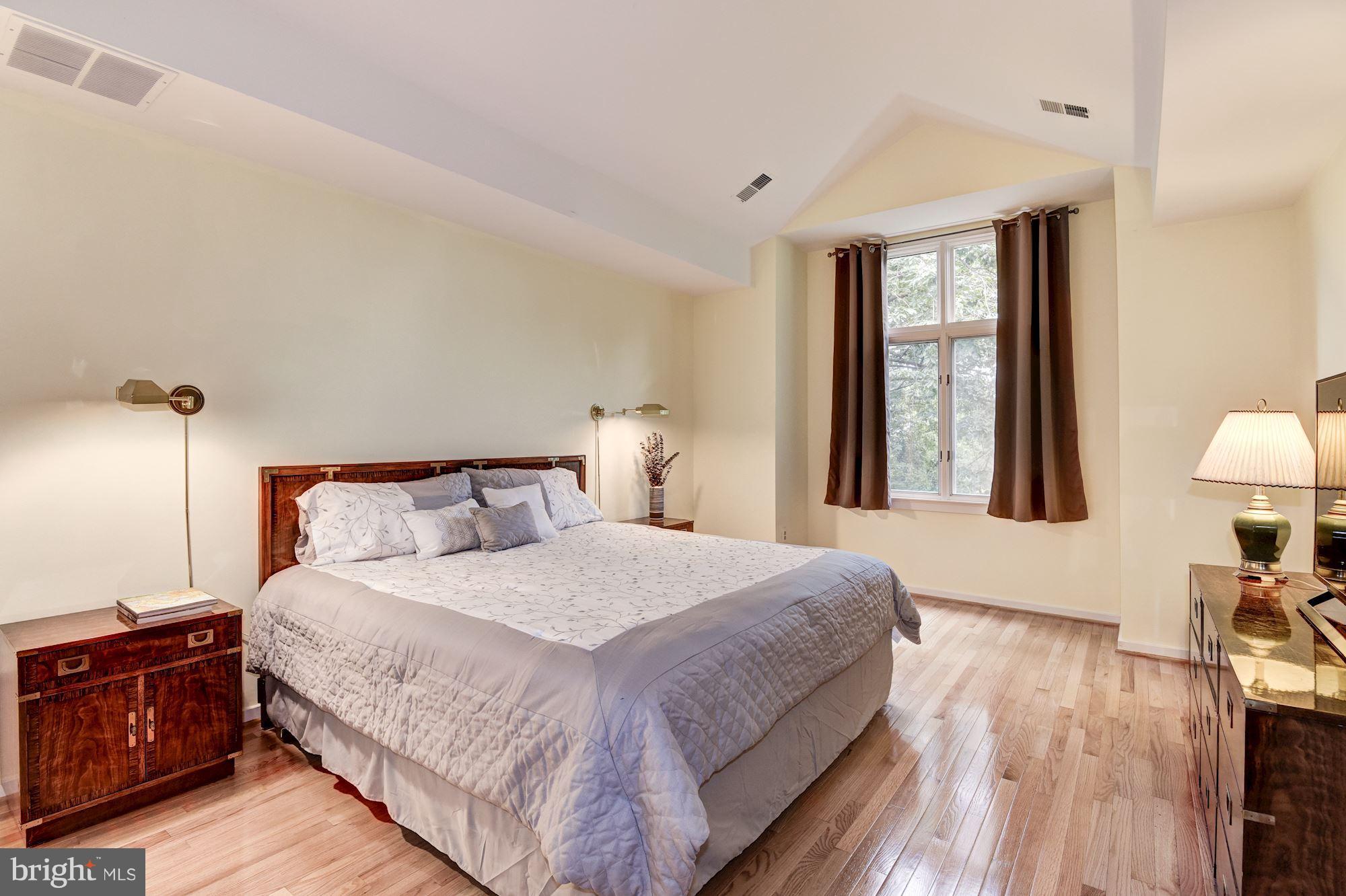 1658 Wild Pine Way Reston, VA 20194 - Photo 14 of 30 Bedroom 1 (Master)